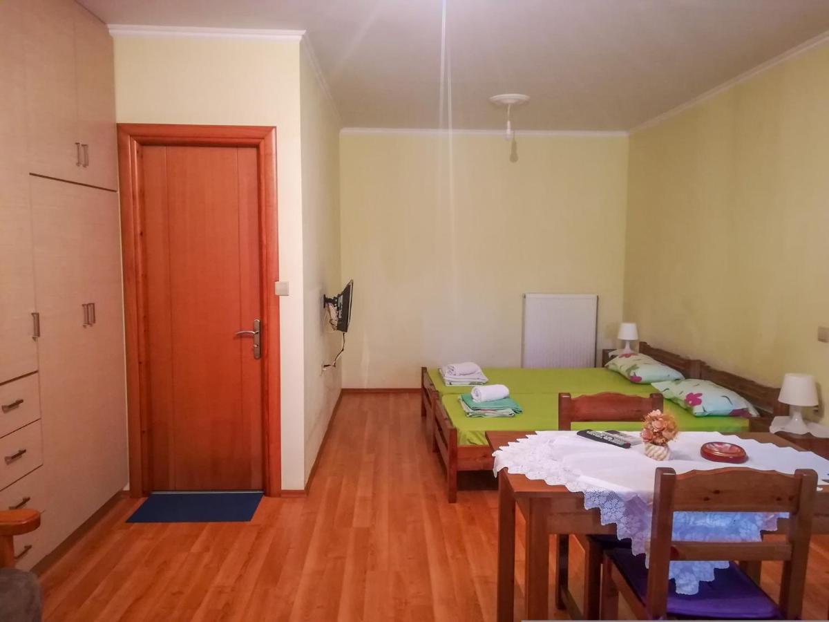 Mιχαλης Apartments Paramythia Exterior photo